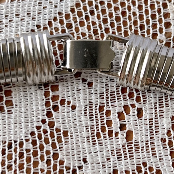 🩶 Vintage Choker Necklace & Bracelet Set - Picture 3 of 7